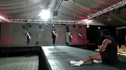 Nigerian catwalk coach struts against stereotypes
