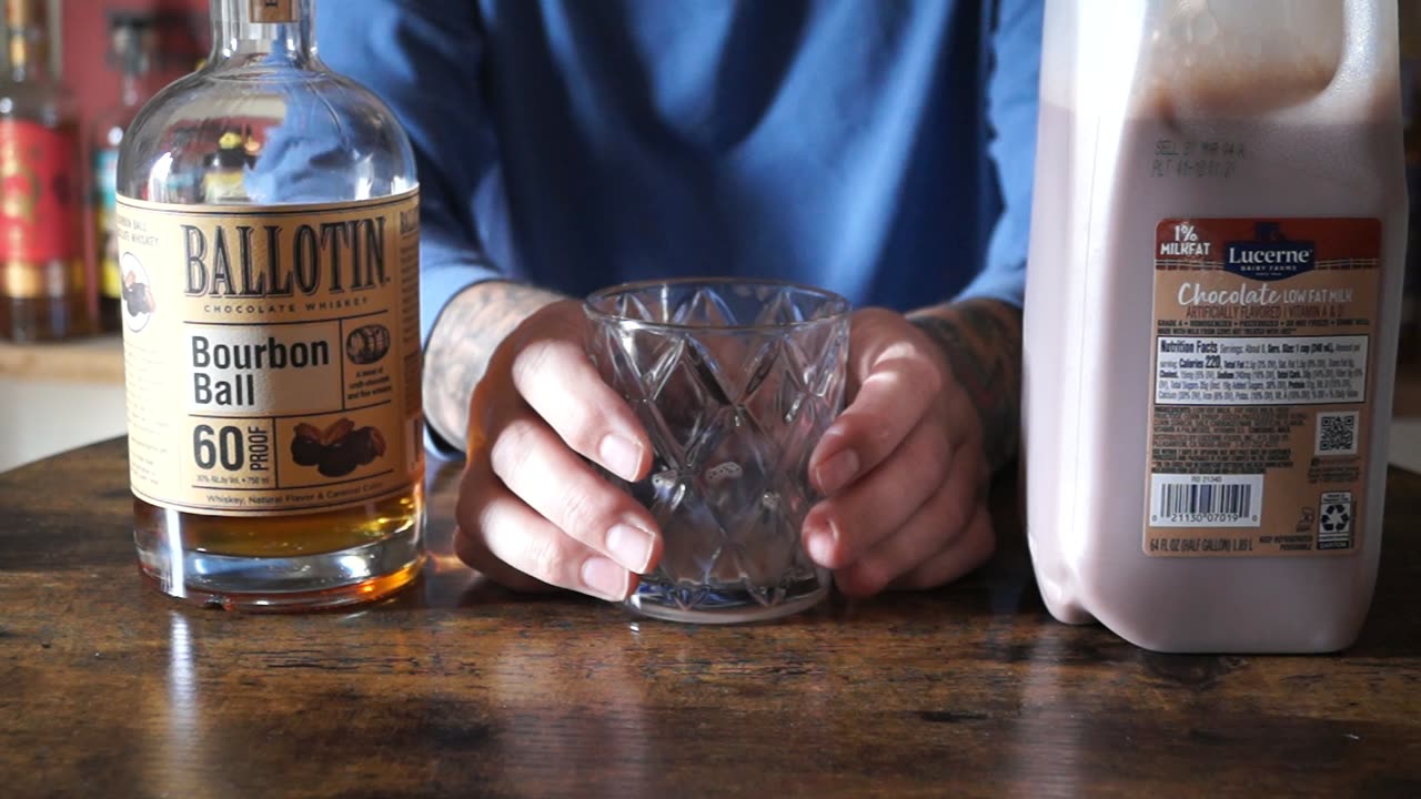 Ballotin Bourbon Ball & Chocolate Milk