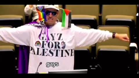 I 100% support gays for palestine.