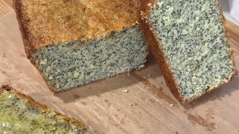 Lemon Poppyseed Cake - no milk