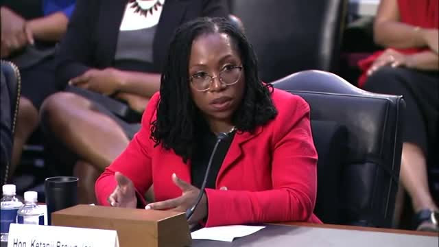 Senator Hawley Grills SCOTUS Nominee Ketanji Jackson On Her Leniet Sentencing