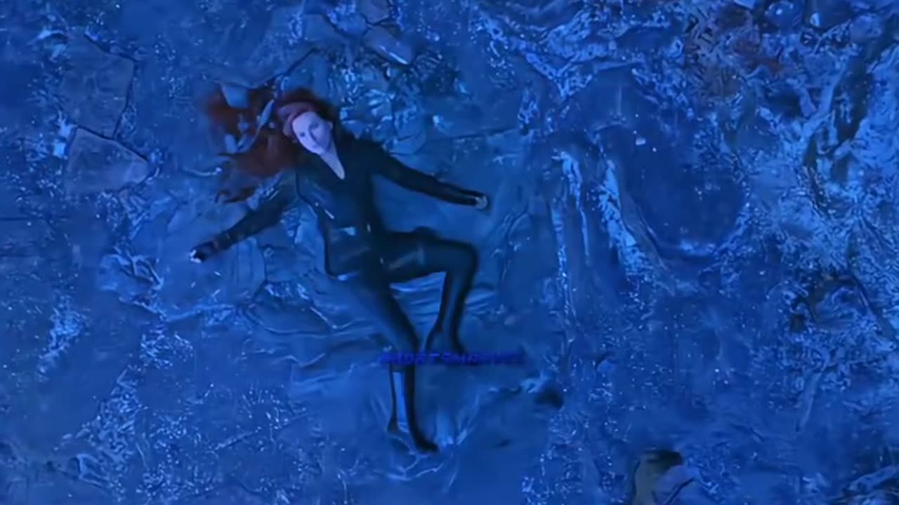 heratbreaking sacrifice of natasha in avenger