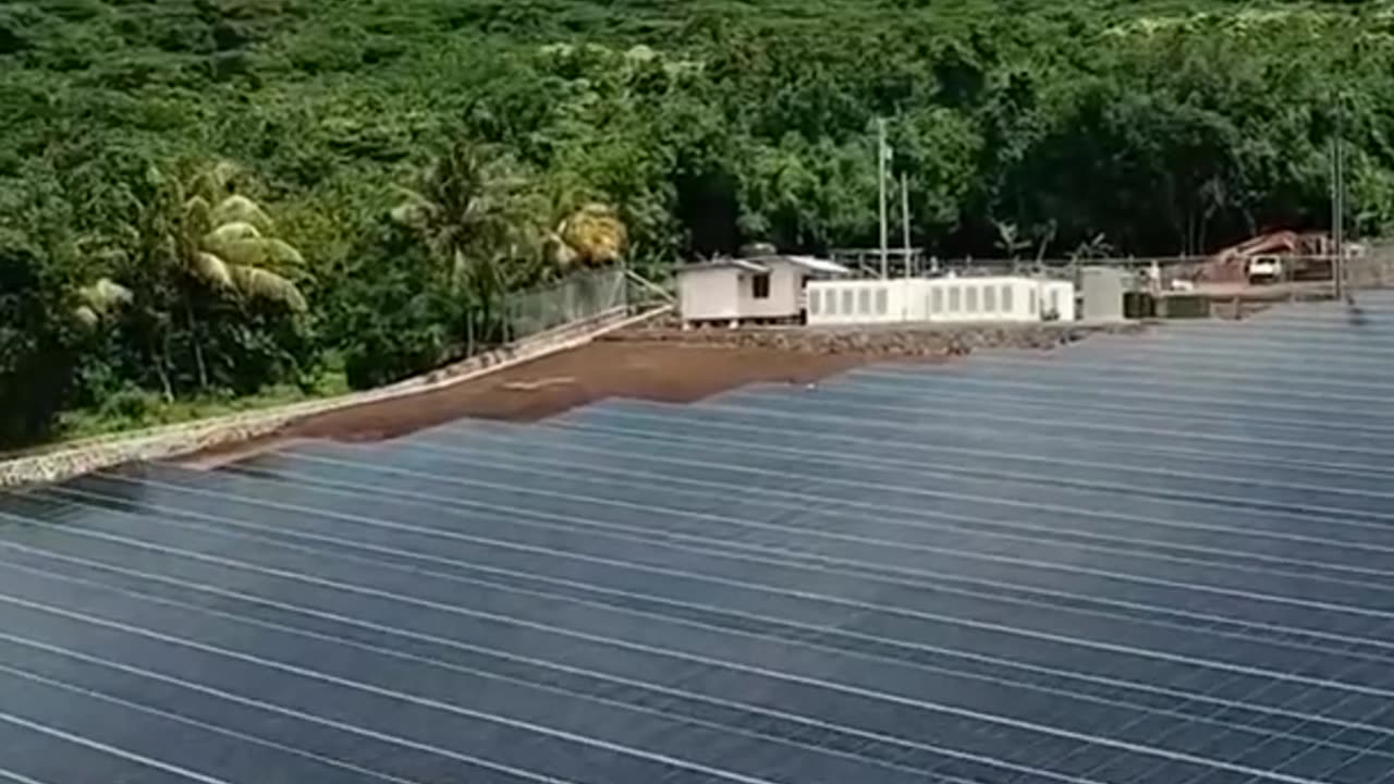 This Island runs on 100% Solar Energy