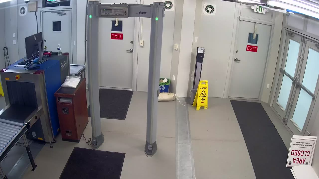 0972USCG00SouthTrailer_2021-01-06_21h00min02s457ms.mp4