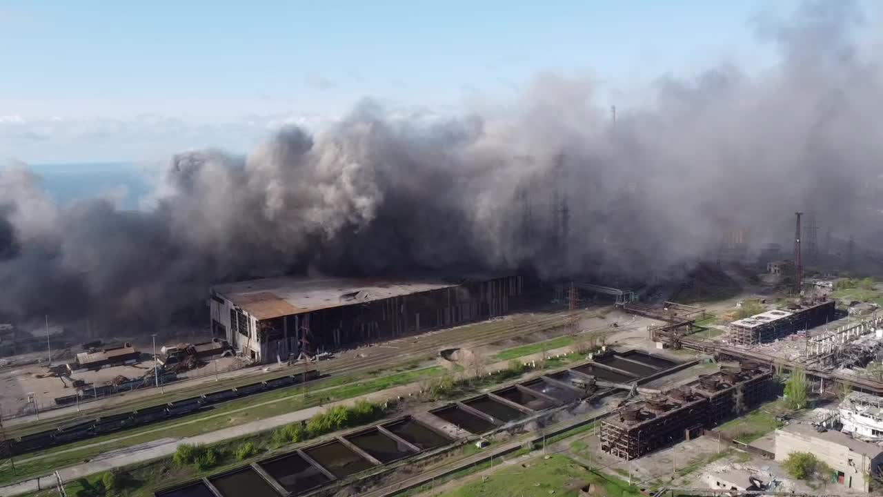 05.05.2022 Artillery of the Armed Forces of the Russian Federation continues to denazify Azovstal.