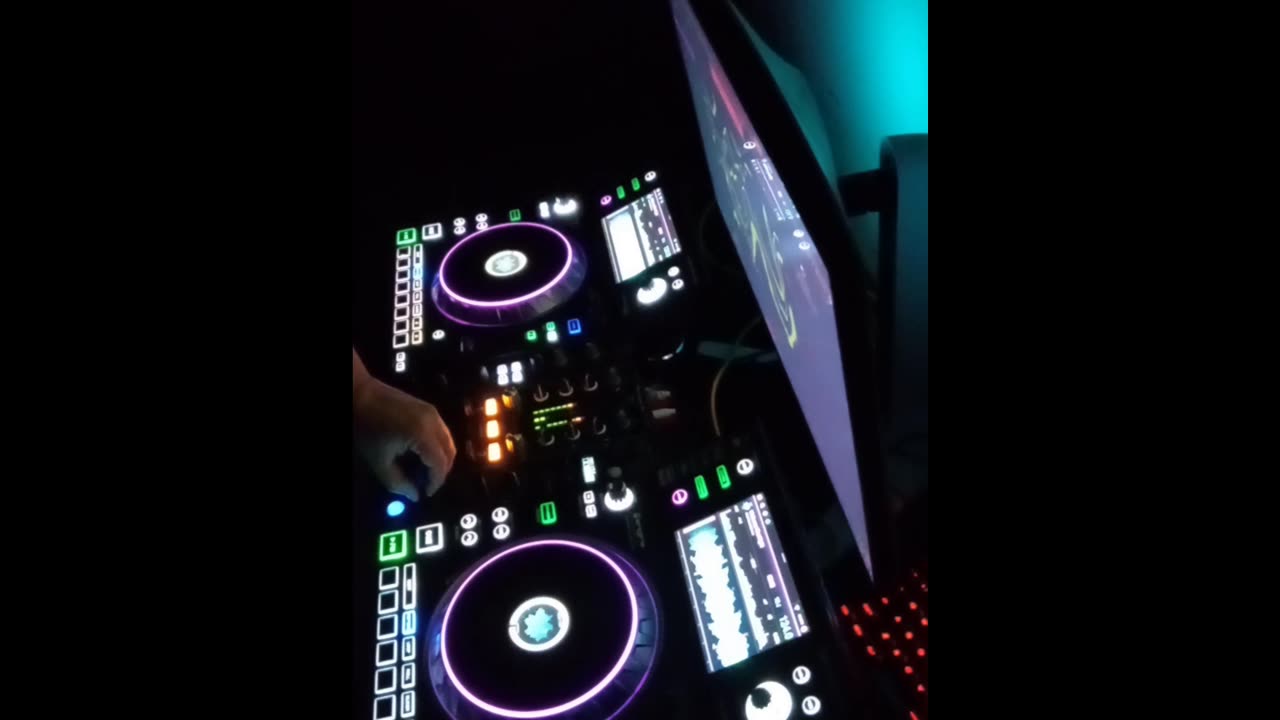 Welcome to the night silver panda: remix
