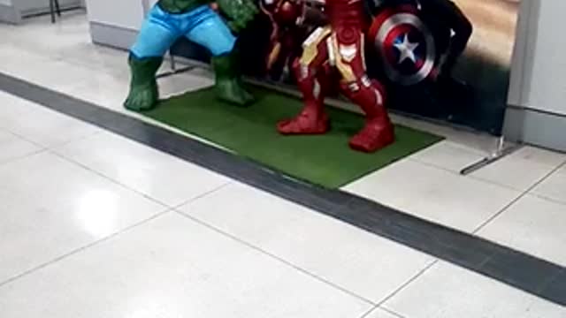 hulk vs iroman