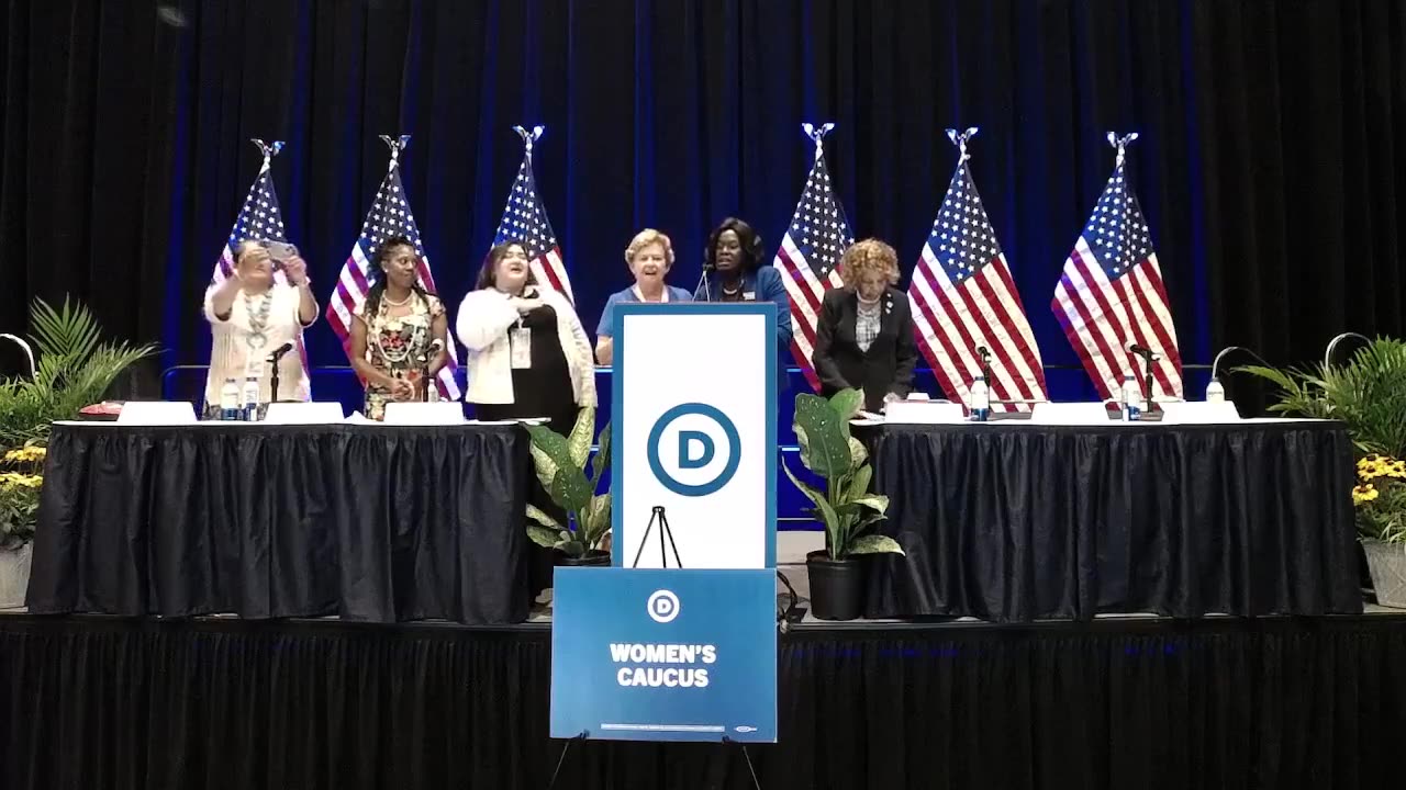 Let's check in on Day 2 of the DNC 🥴