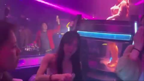 盤點過去七年抖音上最好的50首歌曲抖音破億神曲你的答案, 刪了吧, 最後一頁, 與我無關, 囂張, 無人之島, 丟了你, 淪陷, 冬眠, 錯位時空, 後來遇見他 聽完就卡在腦海裡的歌曲