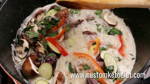 Flavorful Keto All-Vegetable Thai Green Curry: A Low-Carb Delight! 🍛🌱