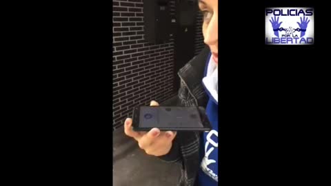 Actuación de Policias por la Libertad en un vacunodromo ilegal de niños
