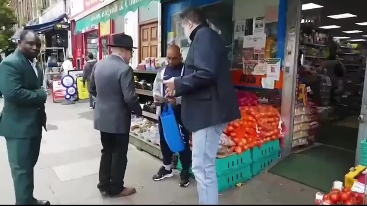 Hoz the Giant for the workers party