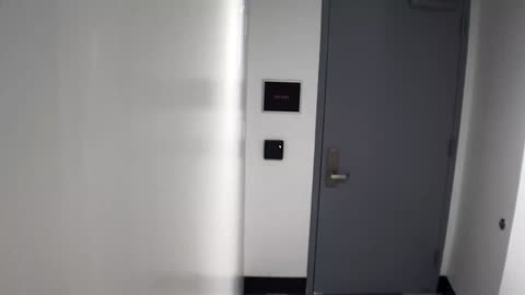 6144RHOBG2G201ABStairwayLobbyEntry_2021-01-06_02h00min01s440ms.mp4