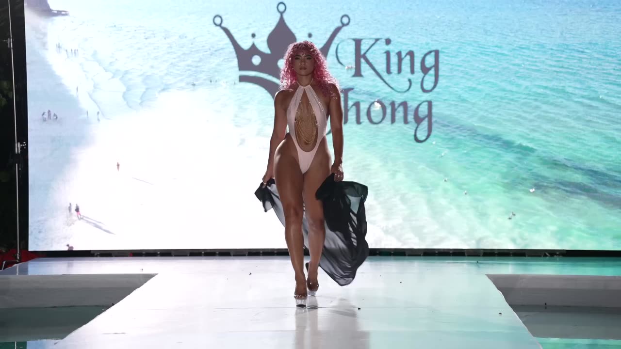 King Thong Full Show in Slow Motion / Miami Swim Week