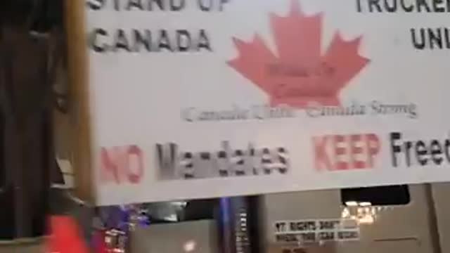 THE TRUCKERS CONVOY WONT GO ANYWHERE , TRUDEAU STOCK HIS HIDING PLACE.