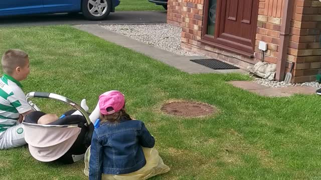 Grandparents Happily Surprised By Grandchildren During Quarantine