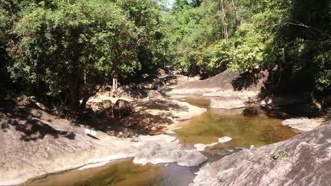 Than Ma Yom Waterfall Koh Chang (Thailand) + The Bug Warrior Queen Poison Dart