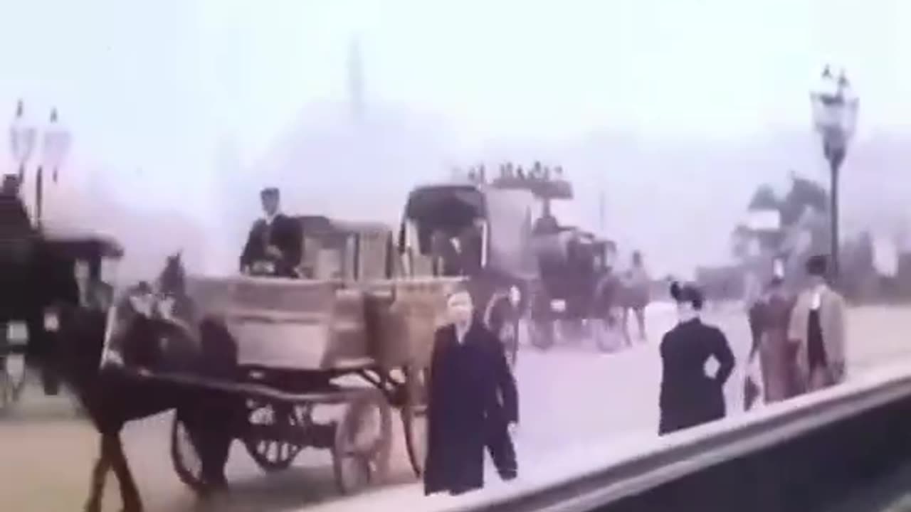 One of the first videos of London, filmed in 1896.