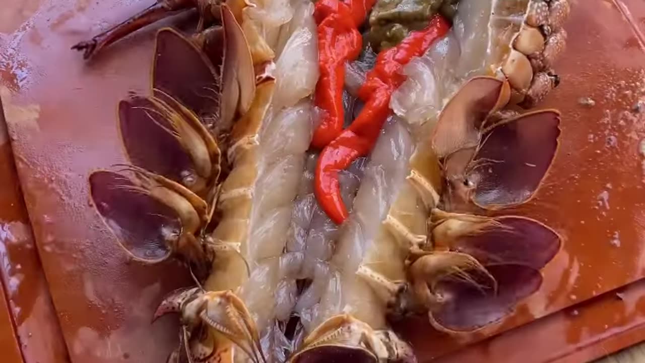 Spiny Lobster ASMR. 🦞 #lobster