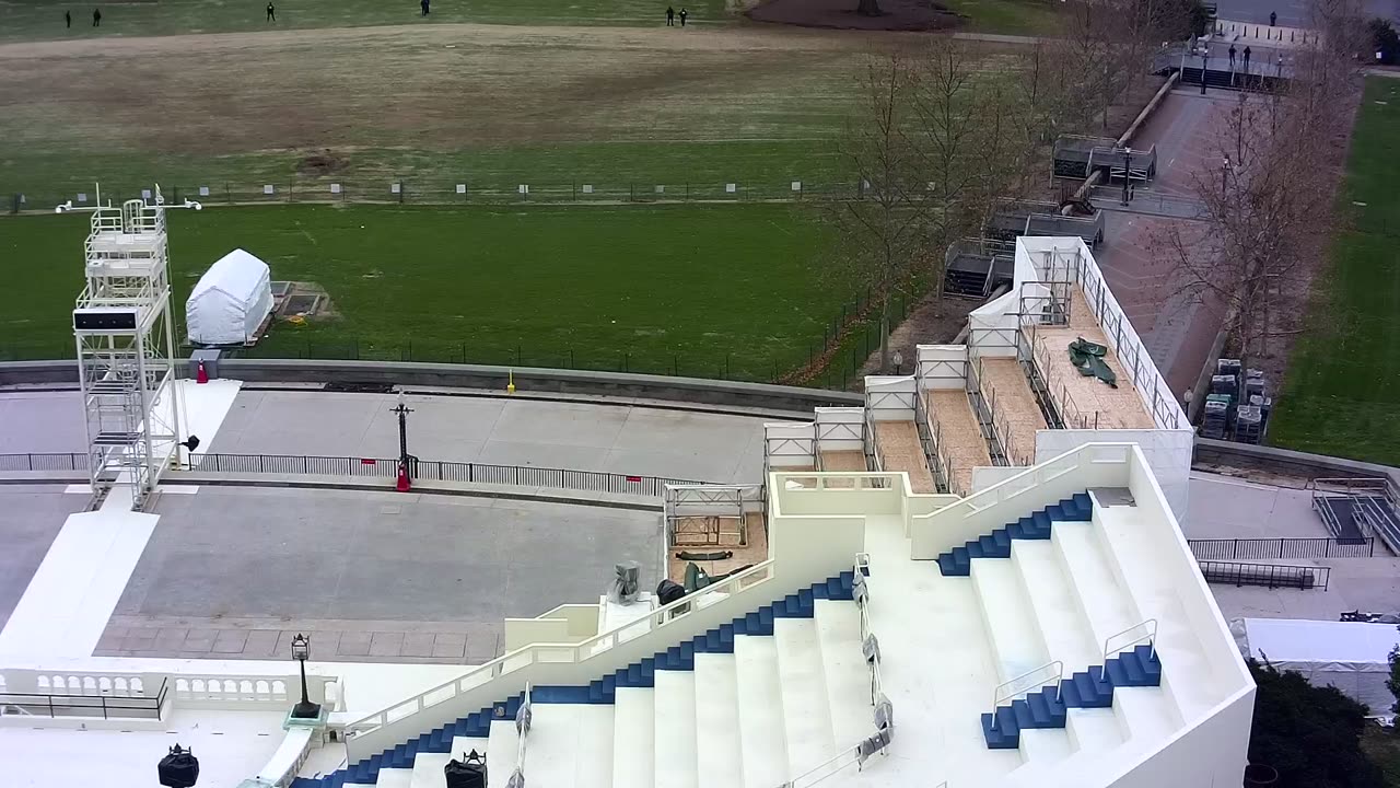 0945USCSRFWestRoof_2021-01-06_12h00min01s100ms.mp4