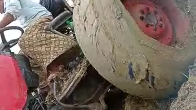 Mahindra yuvo 575 di