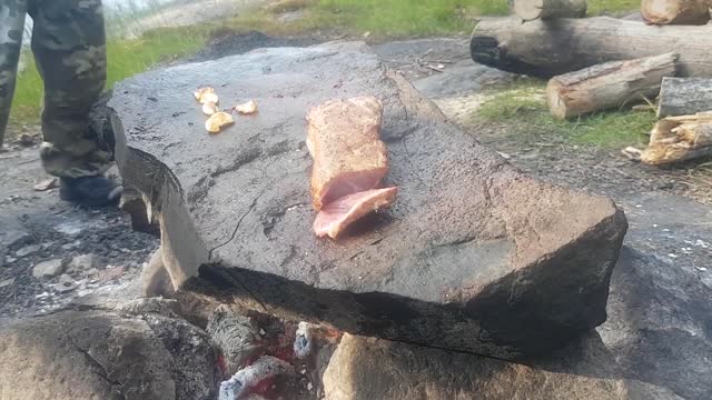 Wild Kitchen - Steaks on a stone