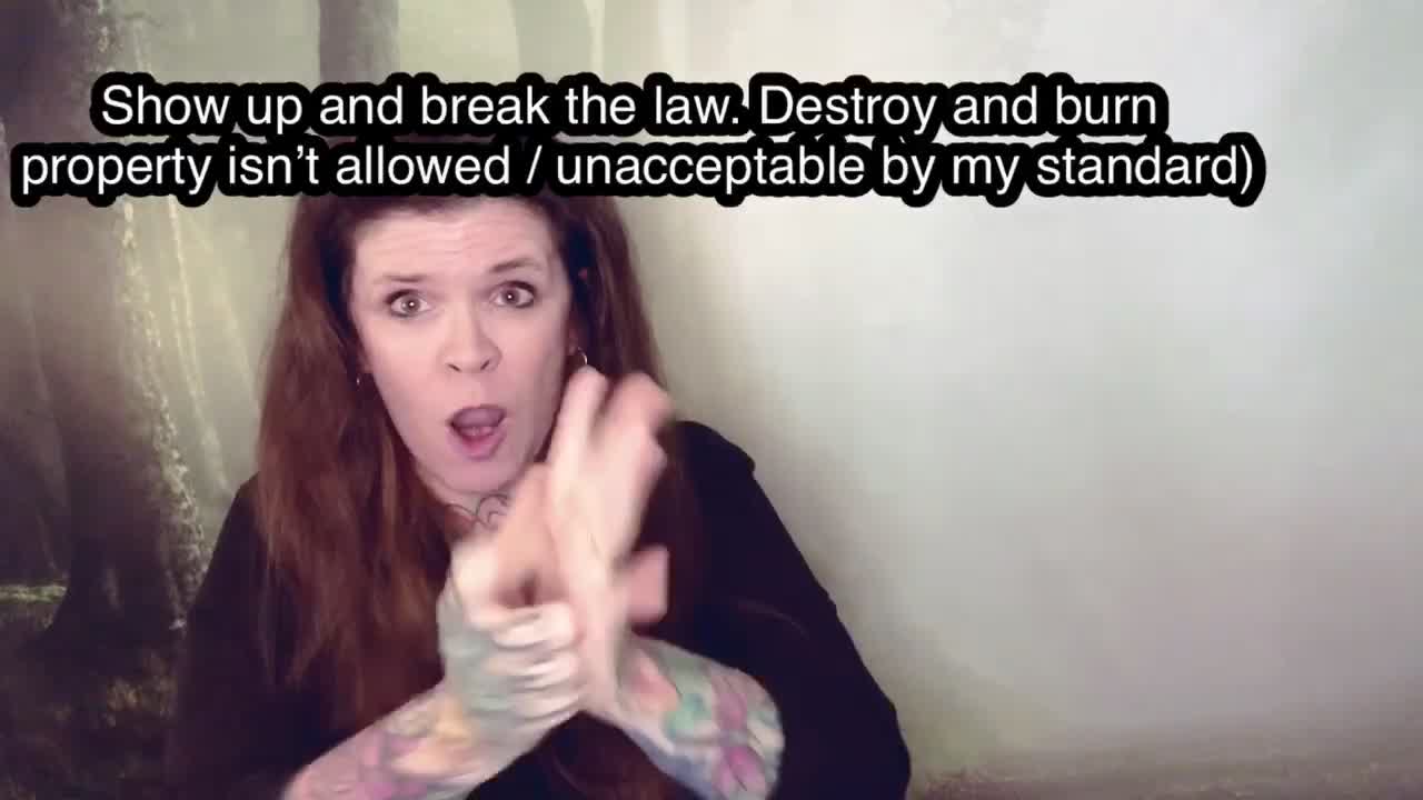 Lying Ridor