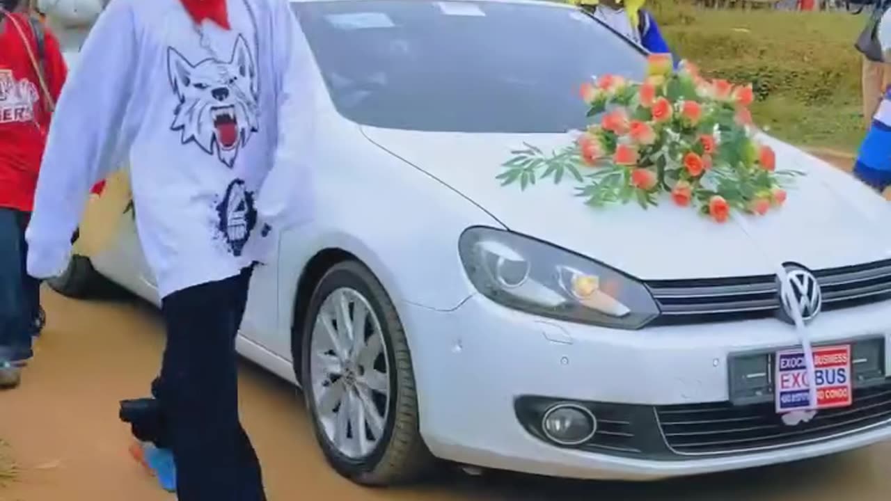 Yo who are this guys. 🤣🤣