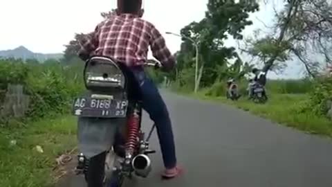 Funny video bike driver