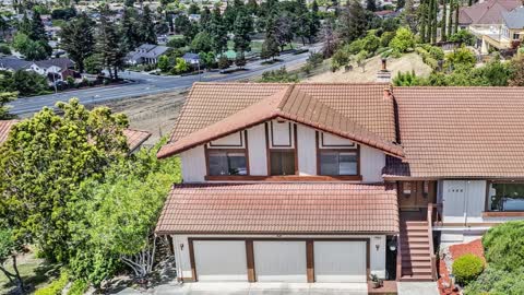 Open Sat/Sun 1-4, New Listing $2,700,000 - 1466 Tolteca Dr. Fremont, Calif. 94539