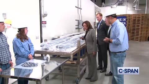 Kamala tours a semiconductor plant: "Can I touch it?"