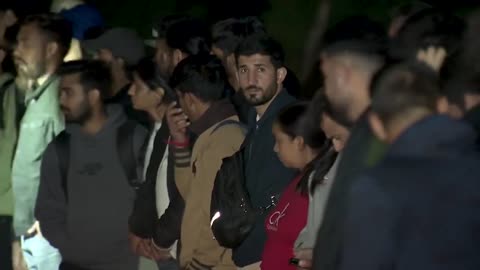 Bill Melugin encountered another mass illegal crossing into Jacumba, CA after midnight,