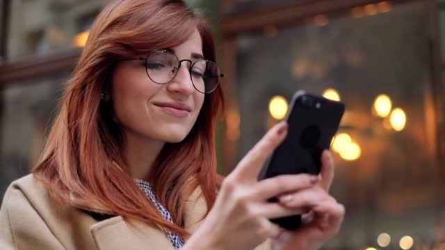 Make Money Online 2021 with 7 Lucrative Side Hustles [6-Figure Potential]
