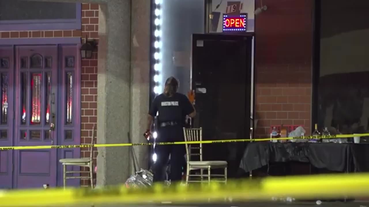 Man shot to death at southwest Houston Halloween party, police say