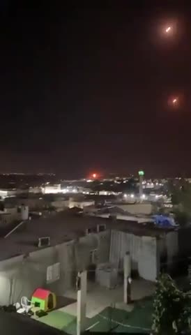 Just In: Iranian Missiles Hit Inside Of Israel