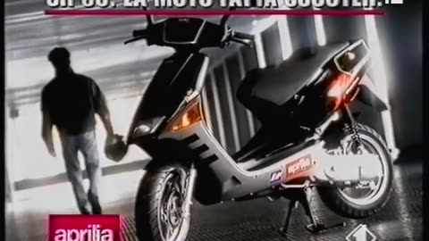 APRILIA SR 50 SPOT 1995 CON MAX BIAGGI LA MOTO FATTA A SCOOTER