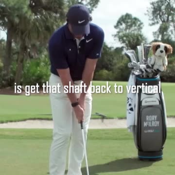 Rory McIlroy - how to do a one hop stop chip #golf #rory #mcilroy #chip #shot #shots #swing #trick