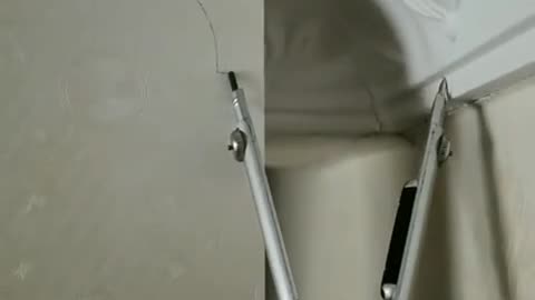 Smart Way to Use a Compass for Carpentry and Scribing