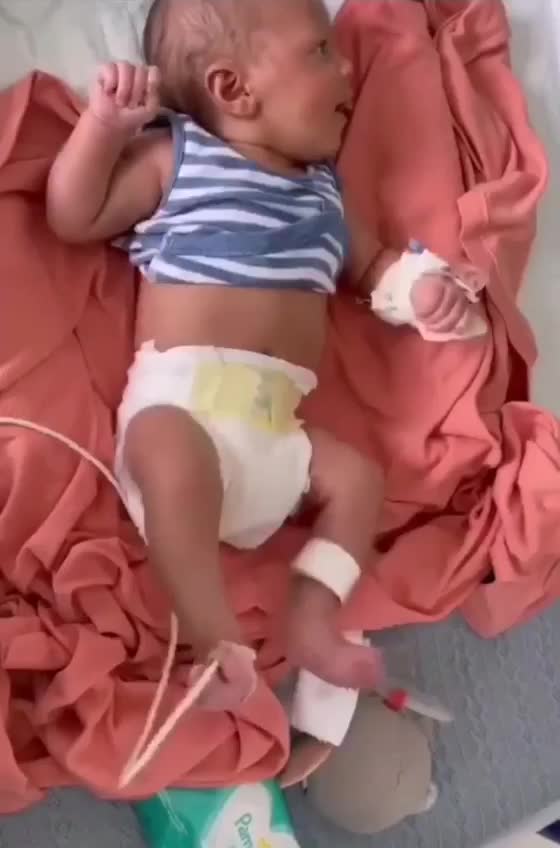 Pregnant Mom gets Vaccinated & Baby have Tremor Issues :(