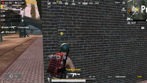 Expert Pubg Player Swiping Warehouses And Shooting People