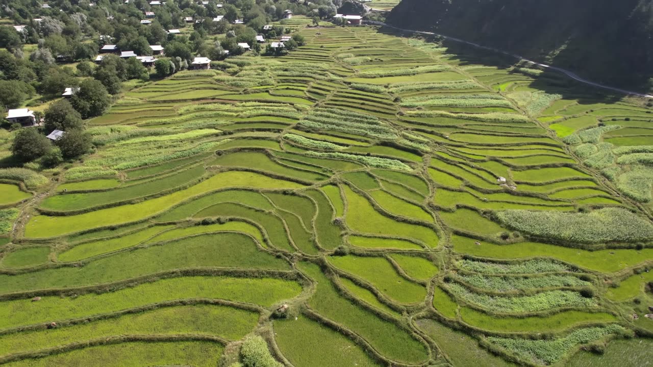 Unbelievable Mountain Village Life Pakistan in Kashmir | Ancient Culture |