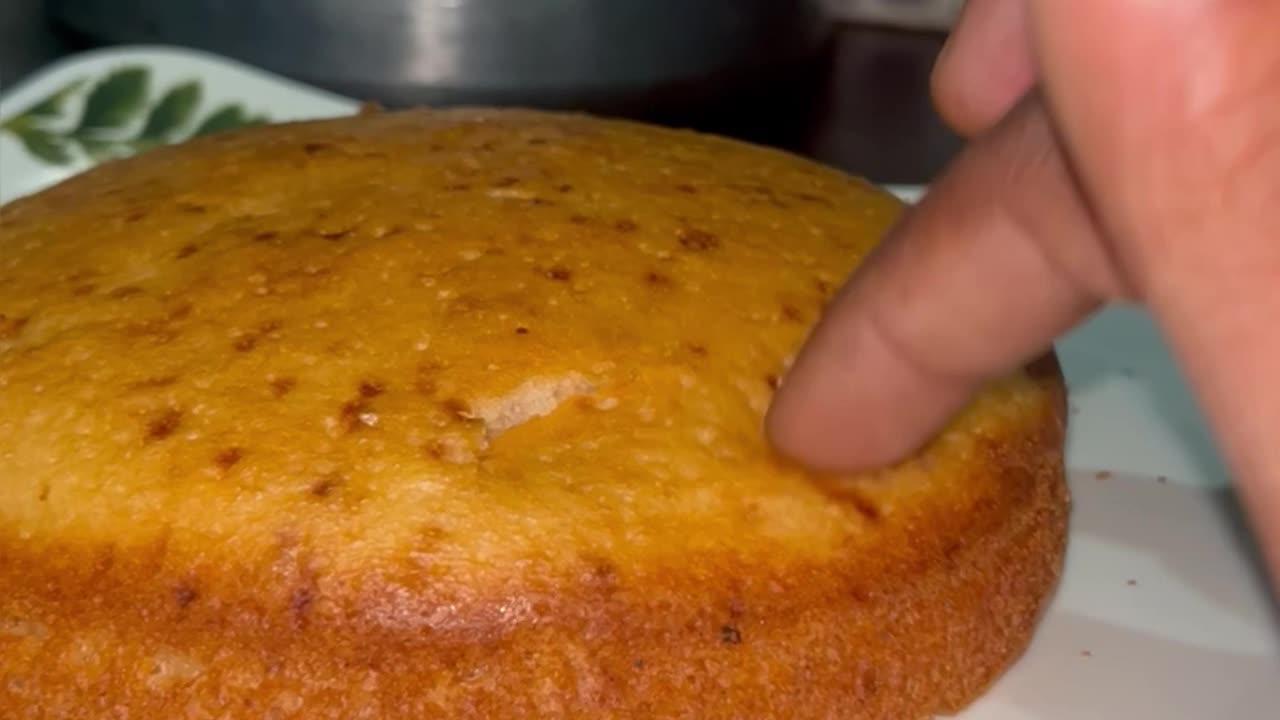 Homemade Eggless Sponge Cake