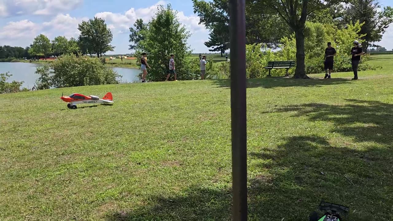 Connie and Rollie playing with the DESC10 and Typhon at RC Fest 2023