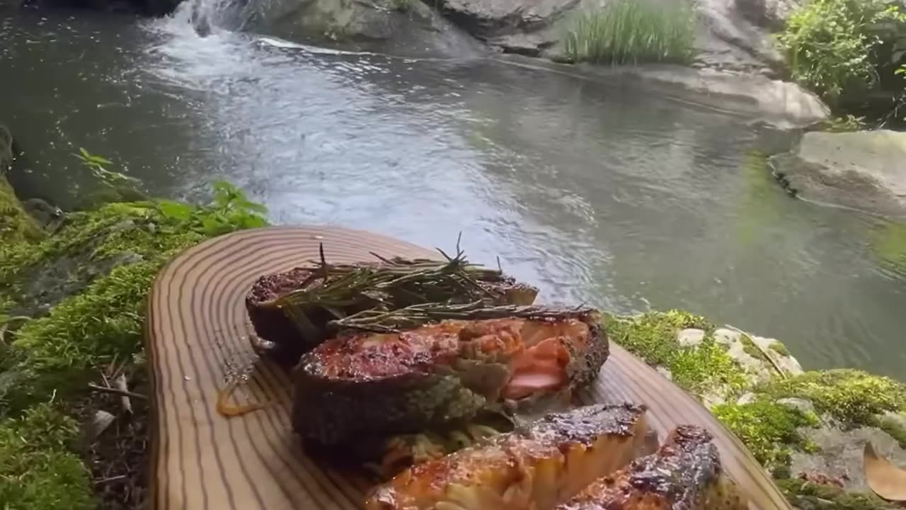 Cooking Fish on The Rock in Nature 🐟