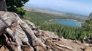 Central Oregon - Three Sisters Wilderness - Expansive Lookout - 4K