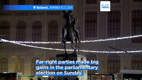 Thousands of Romanians stage pro-Europe rally days ahead of presidential runoff