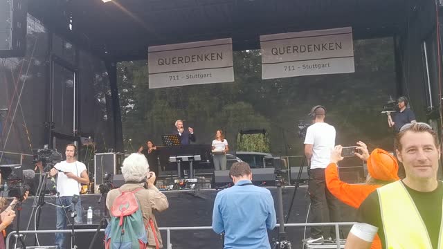 HEIKO SCHÖNING - BERLIN, 29 08 2020, Kundgebung, Rede an der Siegessäule