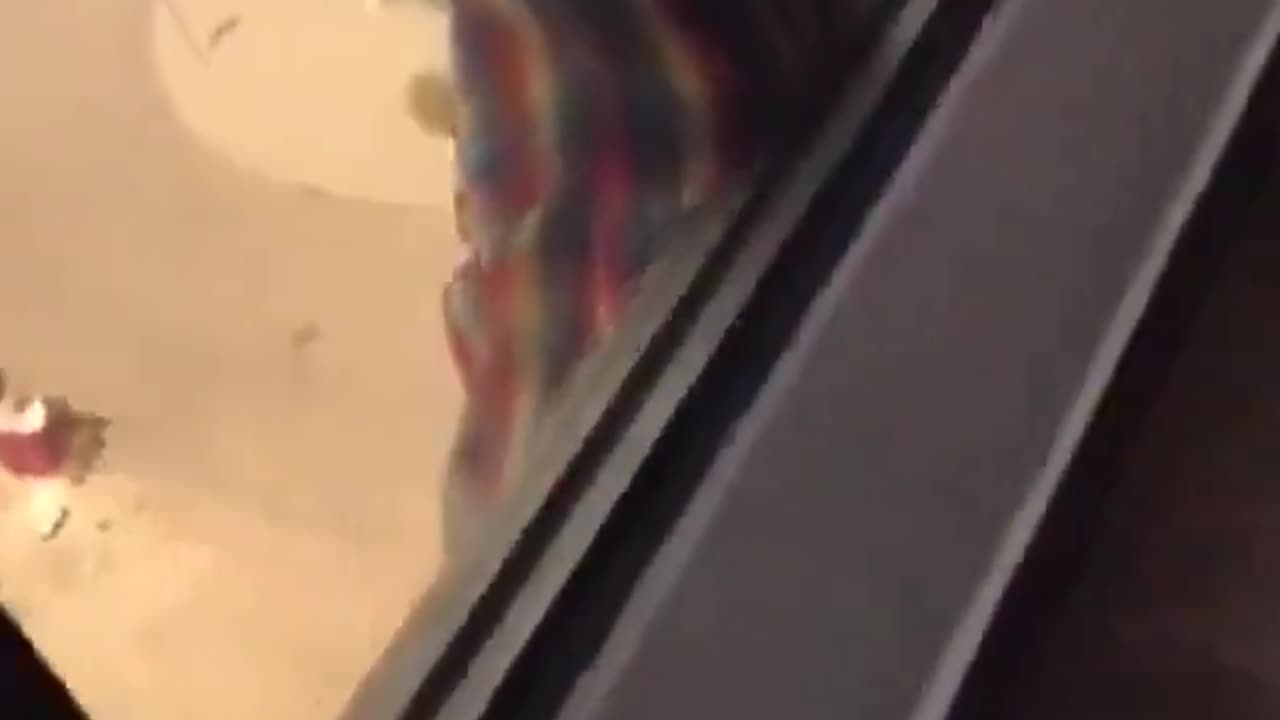 No help? You are realy filmin this??