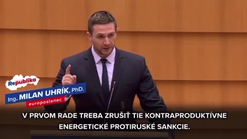 MIlan Uhrík - Hloupá rozhodnutí hloupých politiků