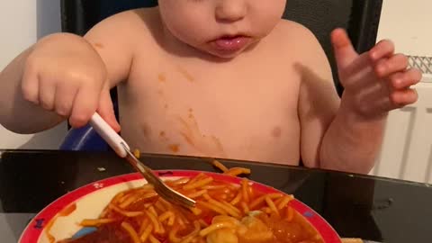 Kiddo Falls Asleep while Eating Spaghetti